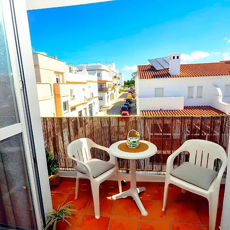 Centrico Solo Familia Y Pareja Apartment